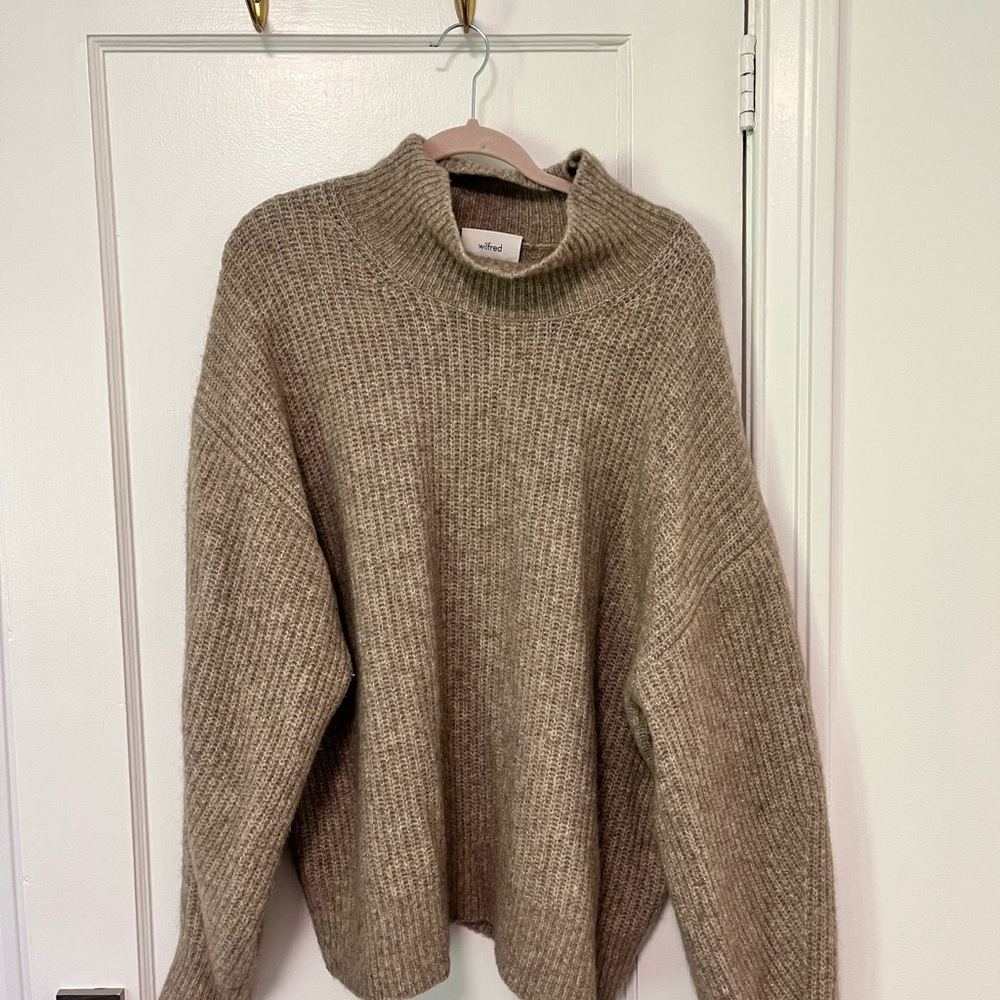 Wilfred Cozy Tan Sweater